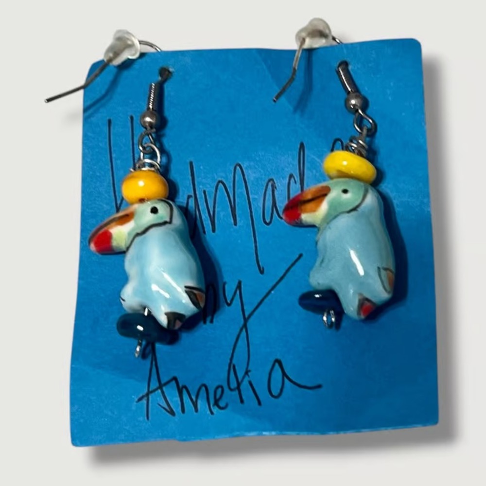 Handmade by Amelia Toucan Bird Earrings Tropical Dangle Drop Jewelry New